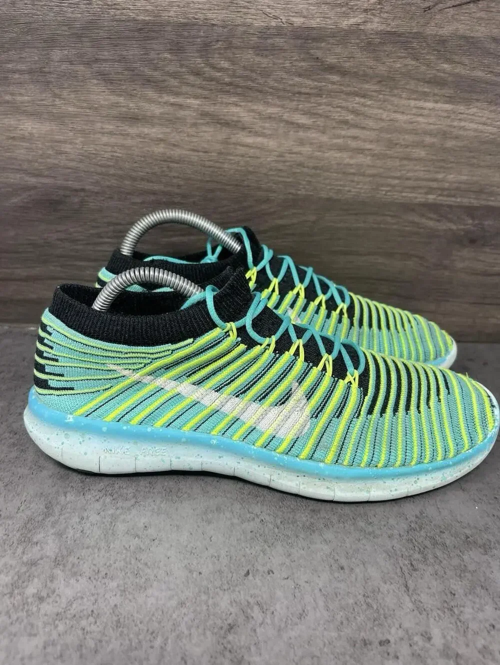 Nike Free RN Motion Flyknit Sneakers Womens Size 8 Green Blue Running 834585-300 - Picture 5 of 10